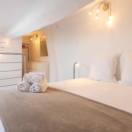 Apartment Superb Flat - Ac- 1br - 2p - *